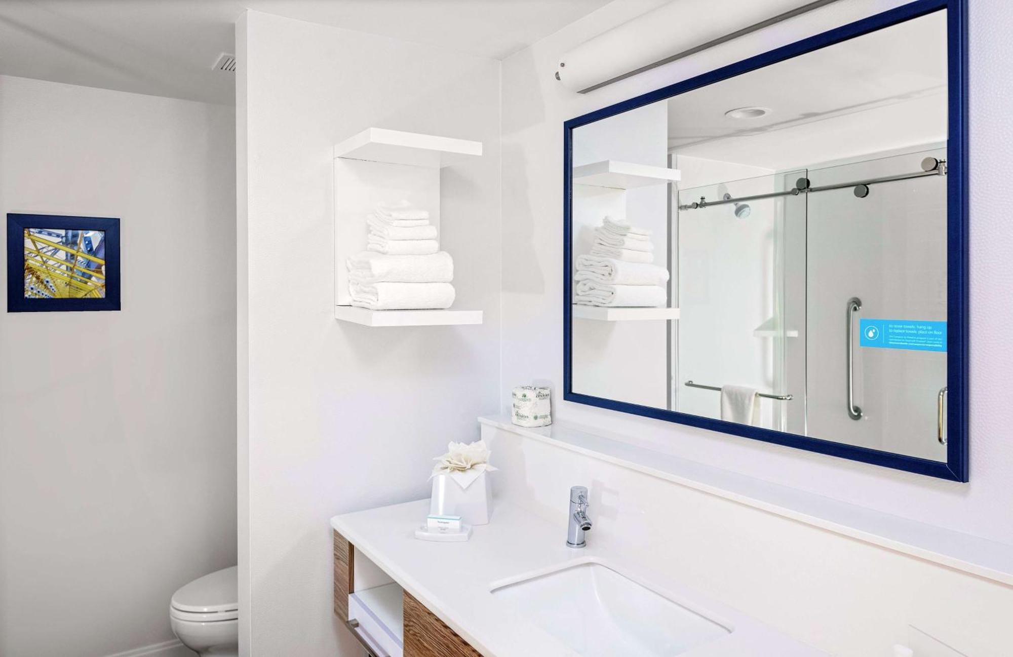 Hampton Inn Cranbury Buitenkant foto